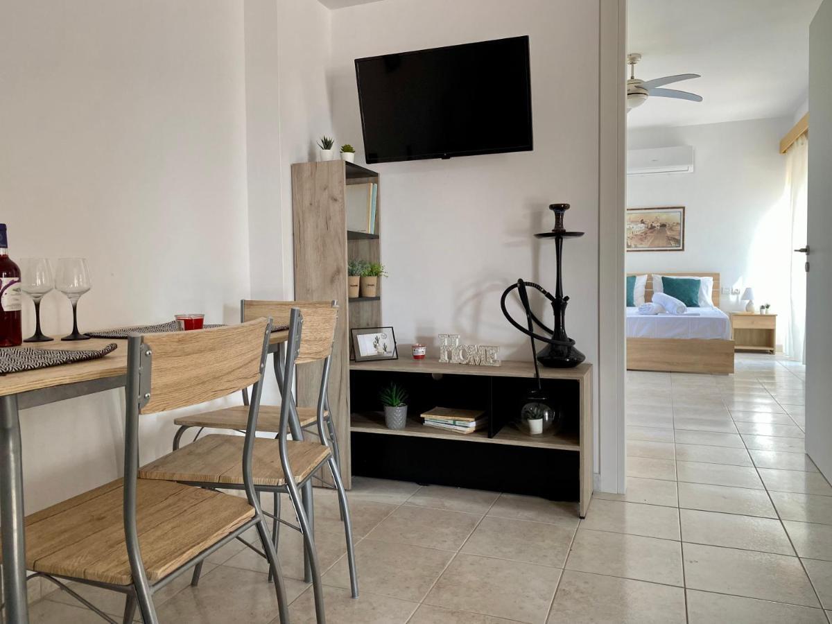 Peaceful Apartment, In The Nature, With Yard "3" Ziparion ภายนอก รูปภาพ