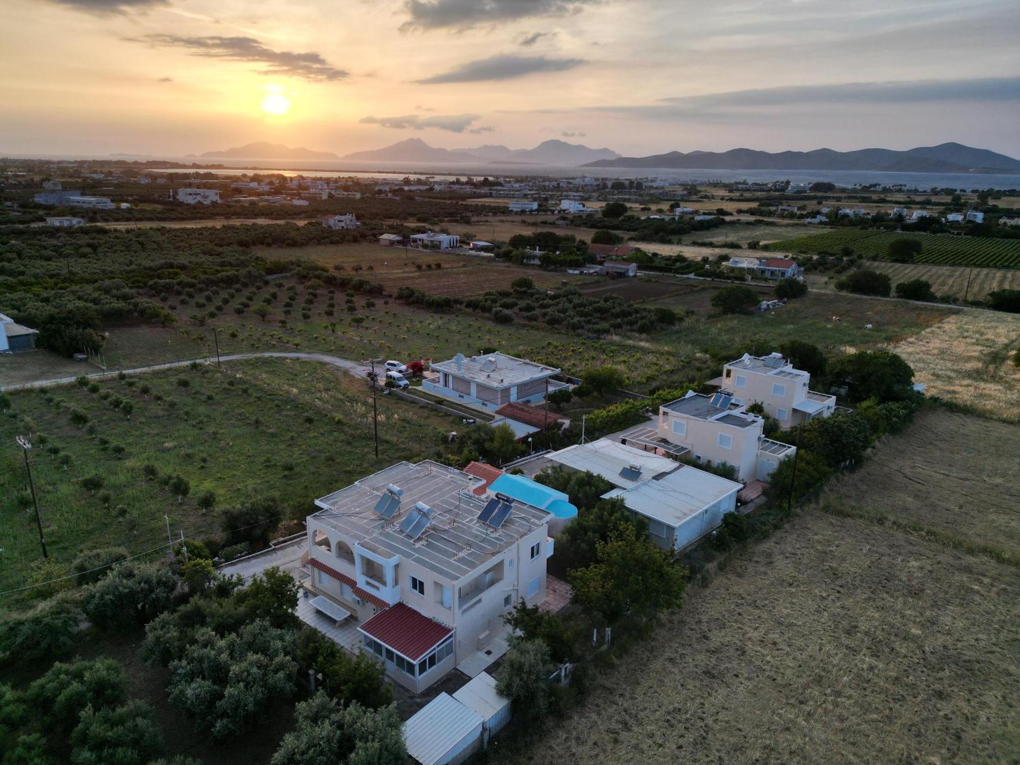 Peaceful Apartment, In The Nature, With Yard "3" Ziparion ภายนอก รูปภาพ